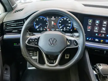 VW Touareg 3.0 TDI 4M R Line AHK STANDHZ. LUFTF. BT