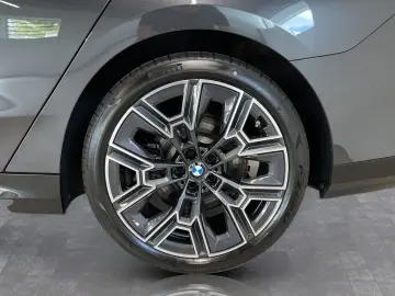 BMW 520d Limousine M Sport AHK Driv.Assist.Prof LED