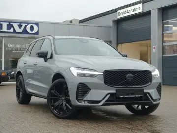 VOLVO XC60 Black Edition Ultra B5 AWD B&W Pano AHK HUD