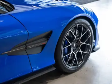 ASTON MARTIN Vanquish Volante UPE € 524.520 -