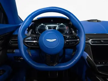 ASTON MARTIN Vanquish Volante UPE € 524.520 -