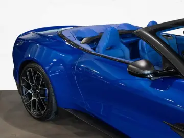 ASTON MARTIN Vanquish Volante UPE € 524.520 -