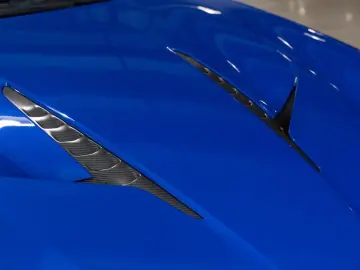 ASTON MARTIN Vanquish Volante UPE € 524.520 -