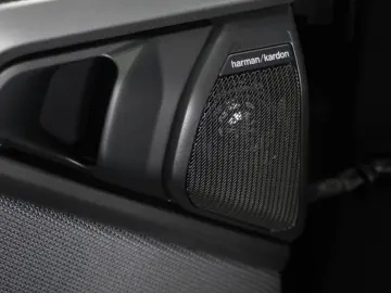 BMW X3 M50 xDrive HARMAN STANDHZ PANO 21