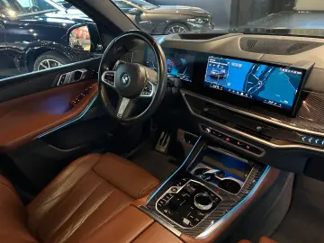 BMW X5 50e xDrive M Sport Sky Lounge AHK Merino 360