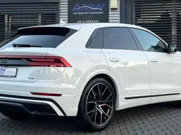 AUDI Q8 50 TDI Qua S Line Competition  CARBON ACC B&O