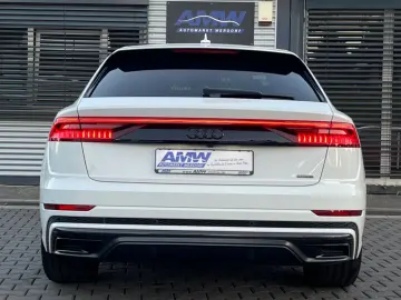 AUDI Q8 50 TDI Qua S Line Competition  CARBON ACC B&O