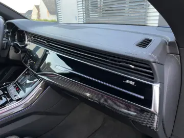 AUDI Q8 50 TDI Qua S Line Competition  CARBON ACC B&O
