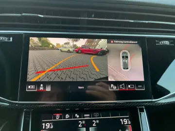 AUDI Q8 50 TDI Qua S Line Competition  CARBON ACC B&O