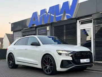 AUDI Q8 50 TDI Qua S Line Competition  CARBON ACC B&O