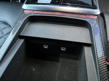 AUDI Q8 50 TDI Qua S Line Competition  CARBON ACC B&O