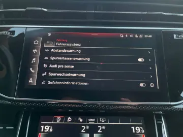 AUDI Q8 50 TDI Qua S Line Competition  CARBON ACC B&O