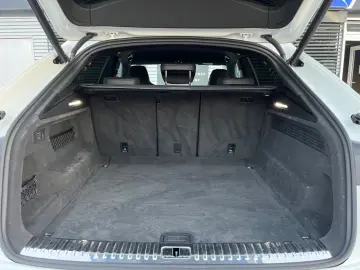 AUDI Q8 50 TDI Qua S Line Competition  CARBON ACC B&O