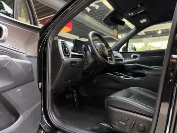 KIA Sorento Platinum 4WD Neues Modell   AHK   HuD