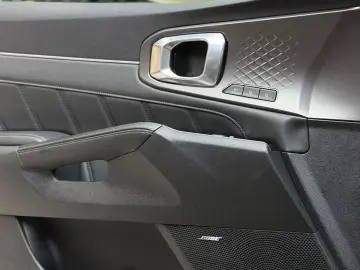 KIA Sorento Platinum 4WD Neues Modell   AHK   HuD