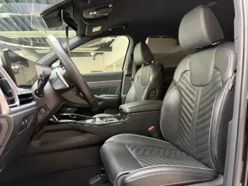 KIA Sorento Platinum 4WD Neues Modell   AHK   HuD
