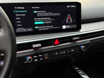 KIA Sorento Platinum 4WD Neues Modell   AHK   HuD
