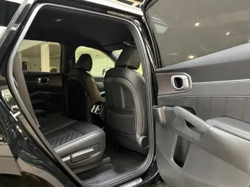 KIA Sorento Platinum 4WD Neues Modell   AHK   HuD
