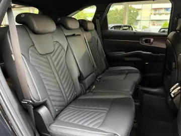 KIA Sorento Platinum 4WD Neues Modell   AHK   HuD