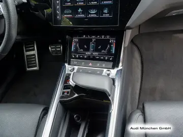 AUDI Q8 Sportback e-tron 55 qu. S line Pano Matrix Hu