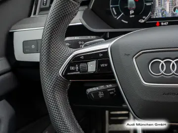 AUDI Q8 Sportback e-tron 55 qu. S line Pano Matrix Hu