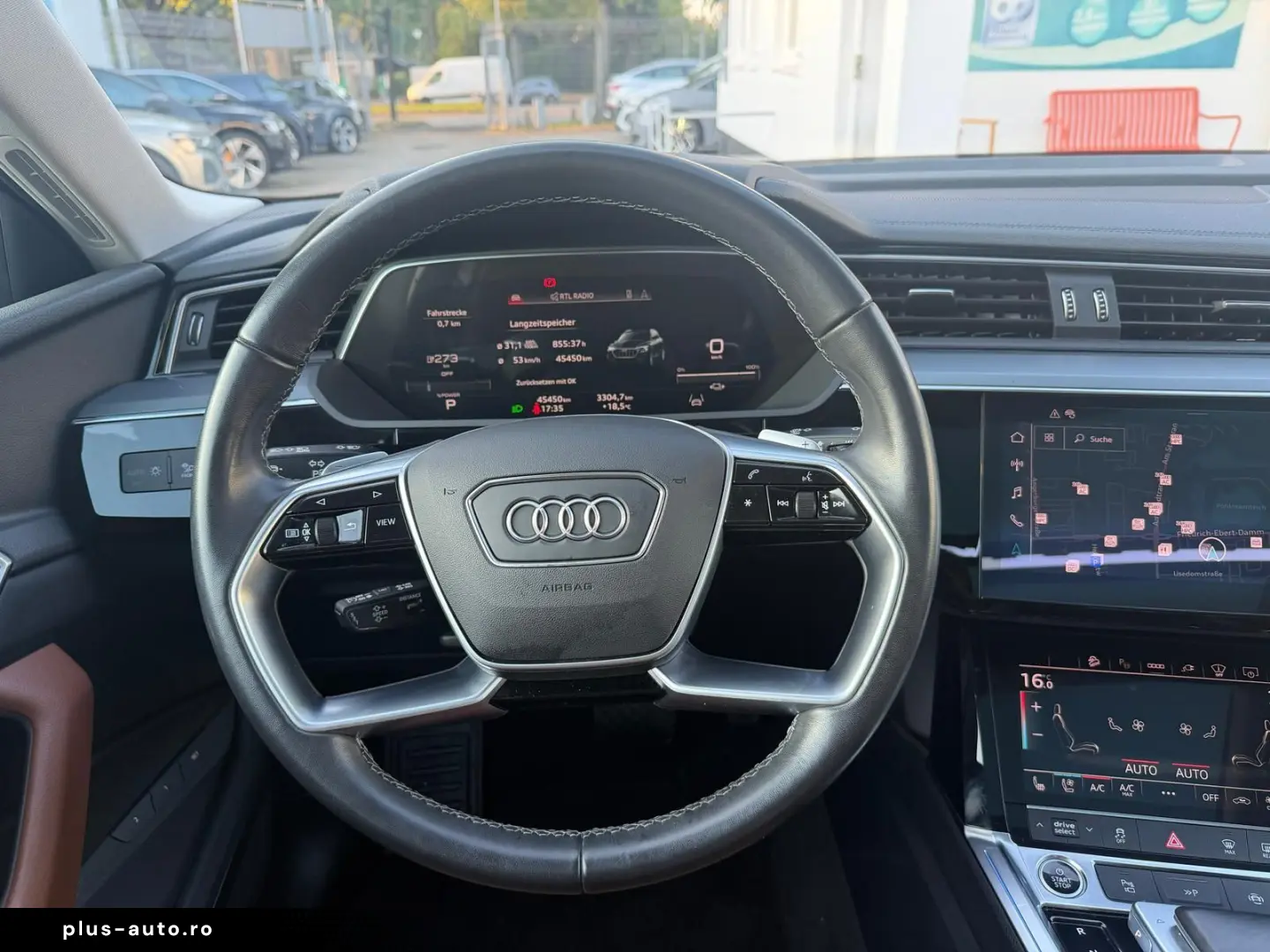 AUDI Q8 e-tron 55 ACC AHK HuD PANO DIGI-MATRIX 360