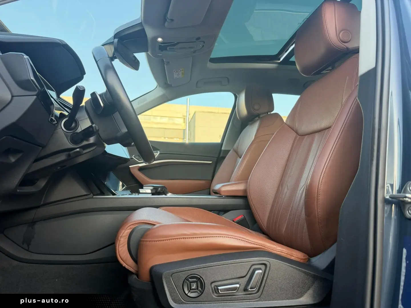 AUDI Q8 e-tron 55 ACC AHK HuD PANO DIGI-MATRIX 360
