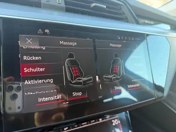 AUDI Q8 e-tron 55 ACC AHK HuD PANO DIGI-MATRIX 360
