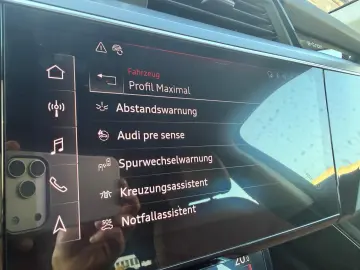 AUDI Q8 e-tron 55 ACC AHK HuD PANO DIGI-MATRIX 360