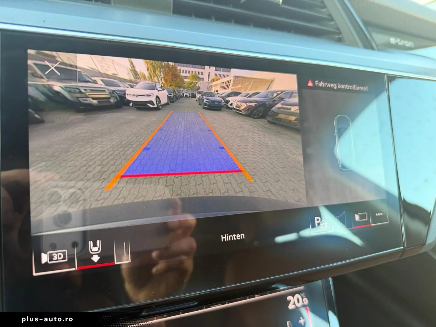 AUDI Q8 e-tron 55 ACC AHK HuD PANO DIGI-MATRIX 360