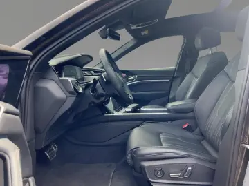 AUDI Q8 e-tron 55 quattro S line B&O Navi LM22 Matrix