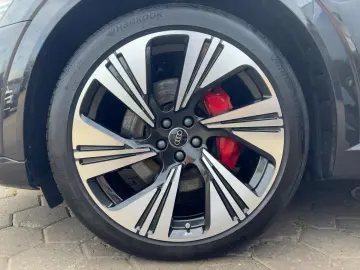 AUDI Q8 e-tron 55 quattro S line B&O Navi LM22 Matrix