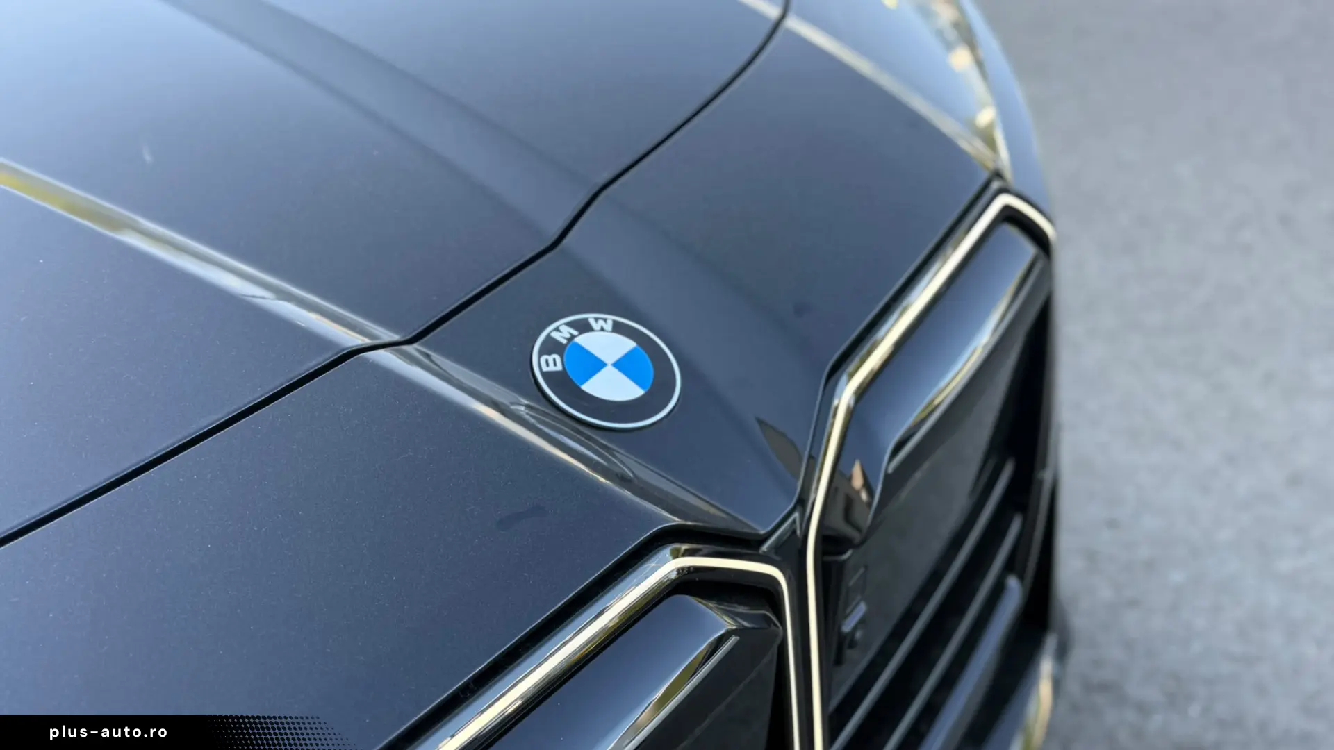 BMW Seria 7 740i
