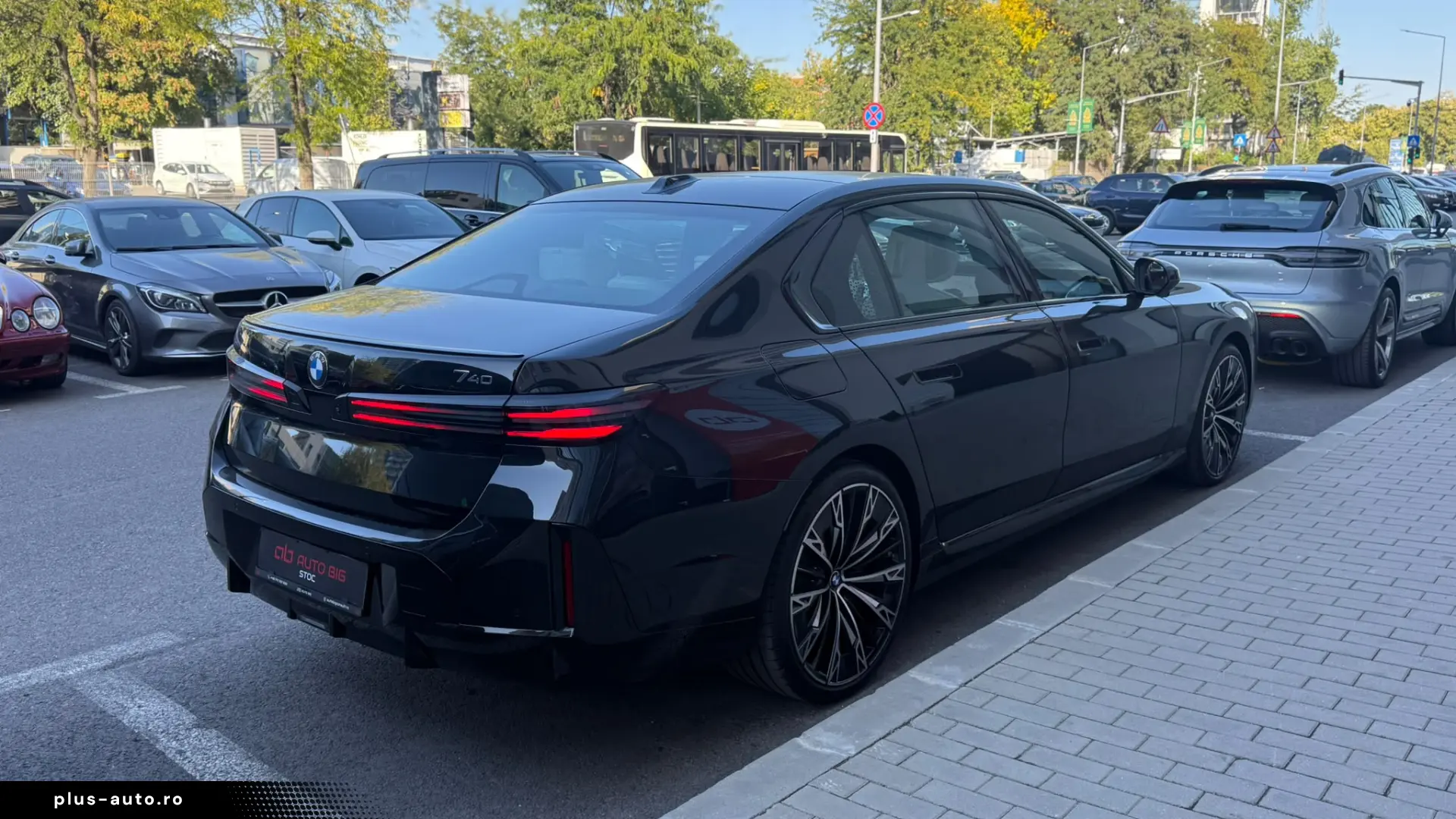 BMW Seria 7 740i