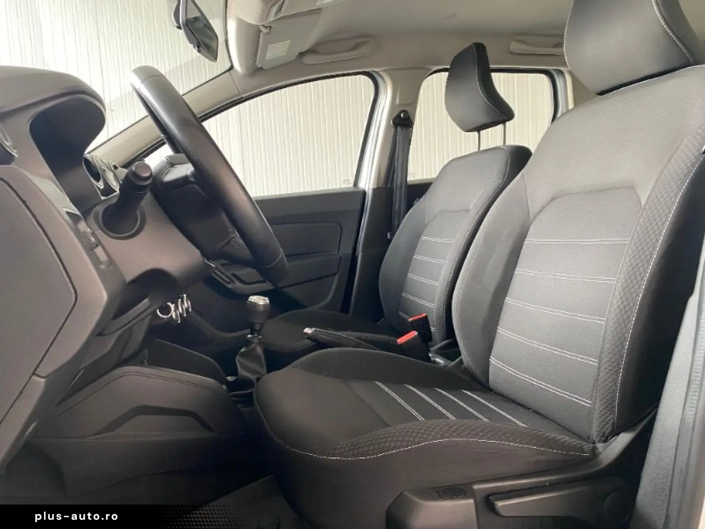 DACIA DUSTER 1.5 Blue dCi 115CP Comfort VU 4WD