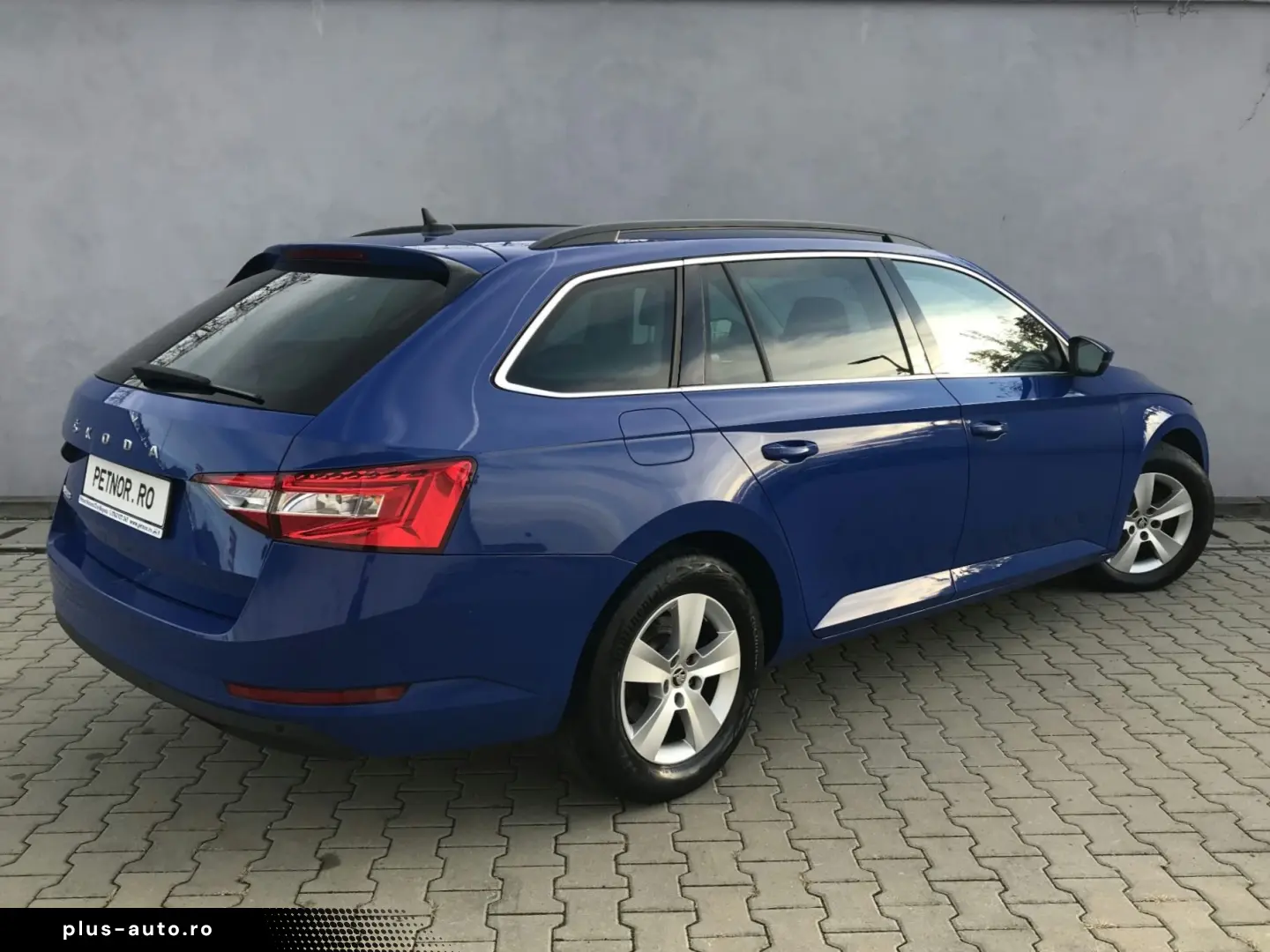 SKODA SUPERB Combi Ambition