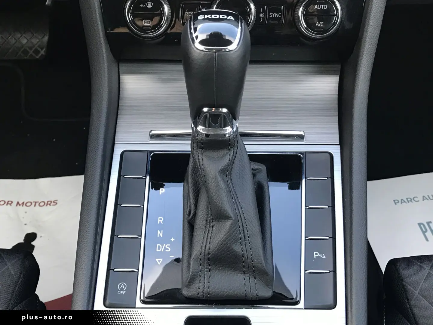 SKODA SUPERB Combi Ambition