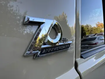 Toyota Land Cruiser „70th Anniversary”