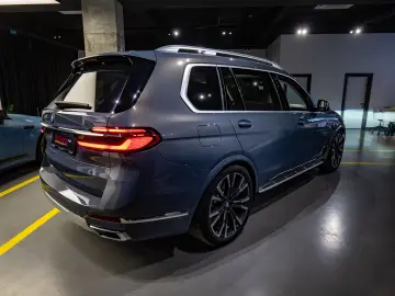 BMW X7 40D xDrive 6 Locuri