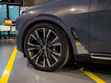 BMW X7 40D xDrive 6 Locuri