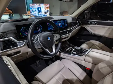 BMW X7 40D xDrive 6 Locuri