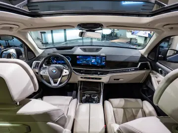 BMW X7 40D xDrive 6 Locuri