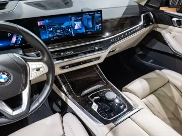 BMW X7 40D xDrive 6 Locuri