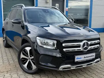 MERCEDES-BENZ GLB 200d Progressive LED PANO TLEDER NAV RCAM