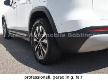MERCEDES-BENZ GLB 200 d Automatik ALU SPUR TEILLEDER…