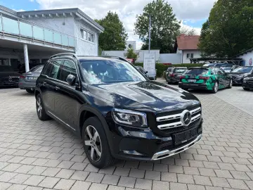 MERCEDES-BENZ GLB 200d MBUX Navi Rcam Distr 7.Sitz 8…