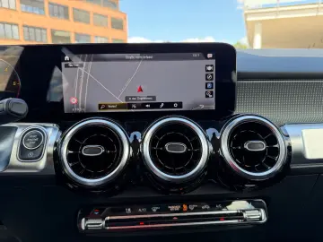 MERCEDES-BENZ GLB 200d MBUX Navi Rcam Distr 7.Sitz 8…