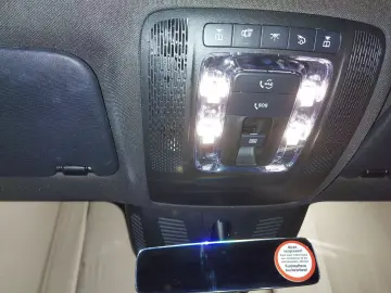 MERCEDES-BENZ MB GLB 200 d 4M Progressive 7-Sitze Navi LED