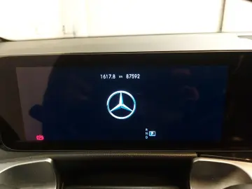 MERCEDES-BENZ MB GLB 200 d 4M Progressive 7-Sitze Navi LED