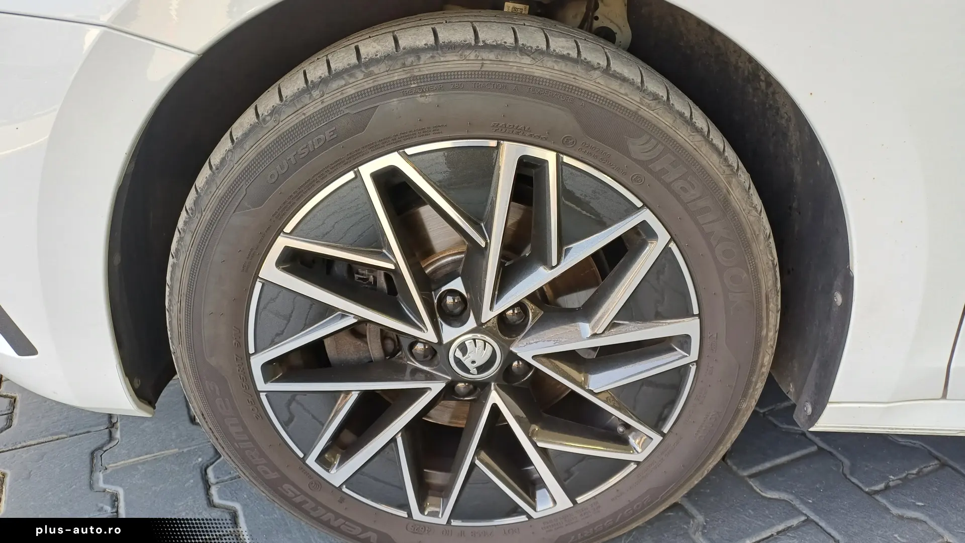 Škoda Octavia Combi 2 0 TDI Style DSG